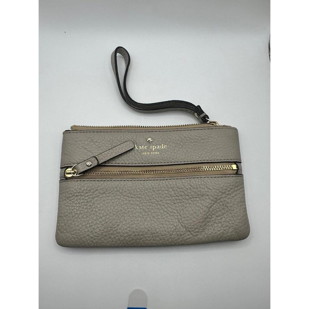 Kate Spade Wristlet Taupe Pebbled Leather                   6.5” x 4.5”